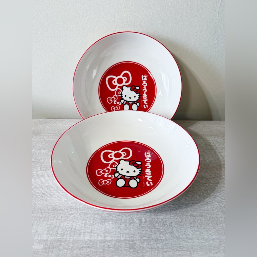 Sanrio Hello Kitty Red Bows 9-Inch Ceramic Coupe Dinner Bowl x2